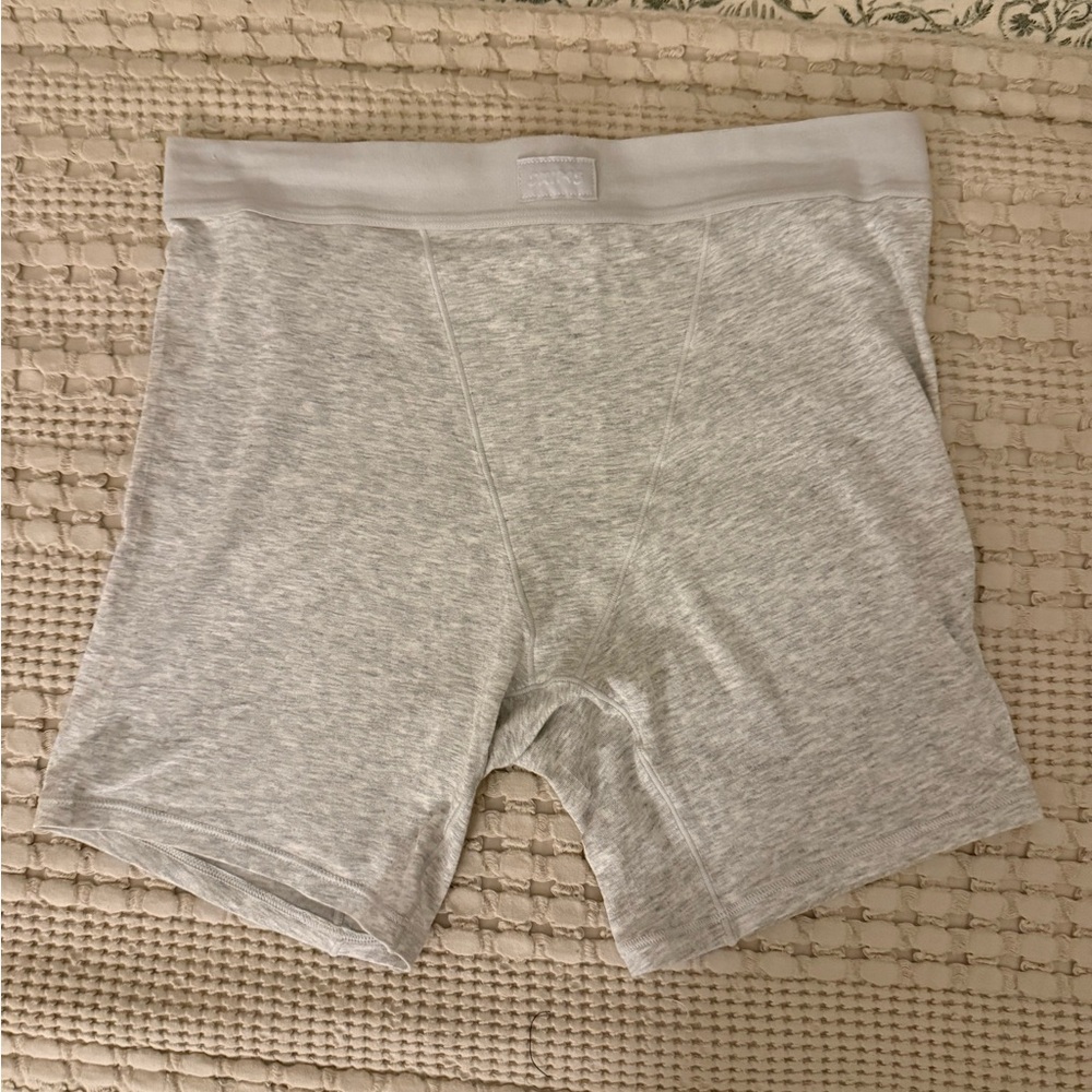 SKIMS Light Heather Grey Boyfriend Boxers